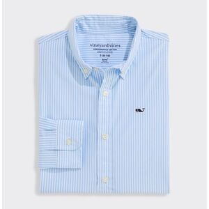 Vineyard Vines blue and white striped long sleeve button down - Sz M